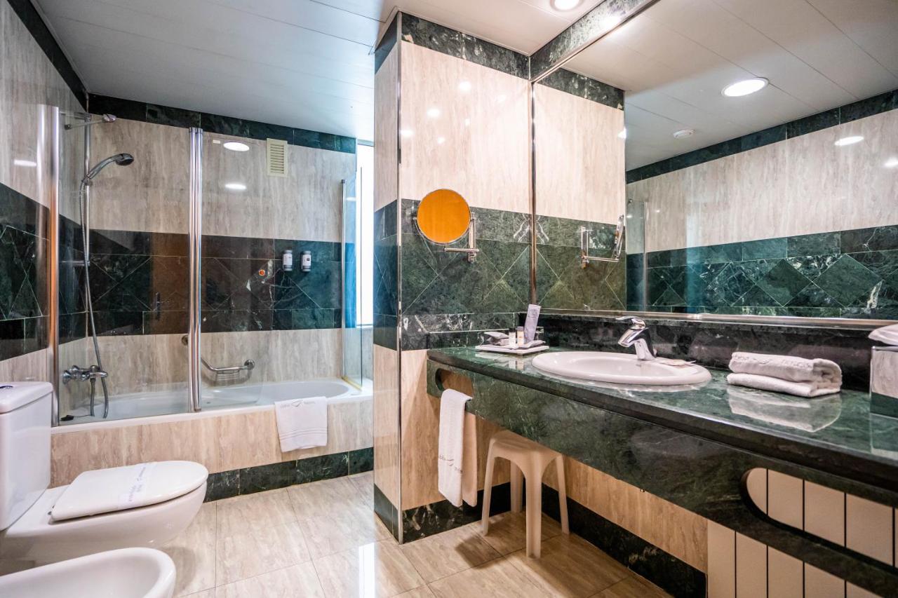 Abba Sants Hotel